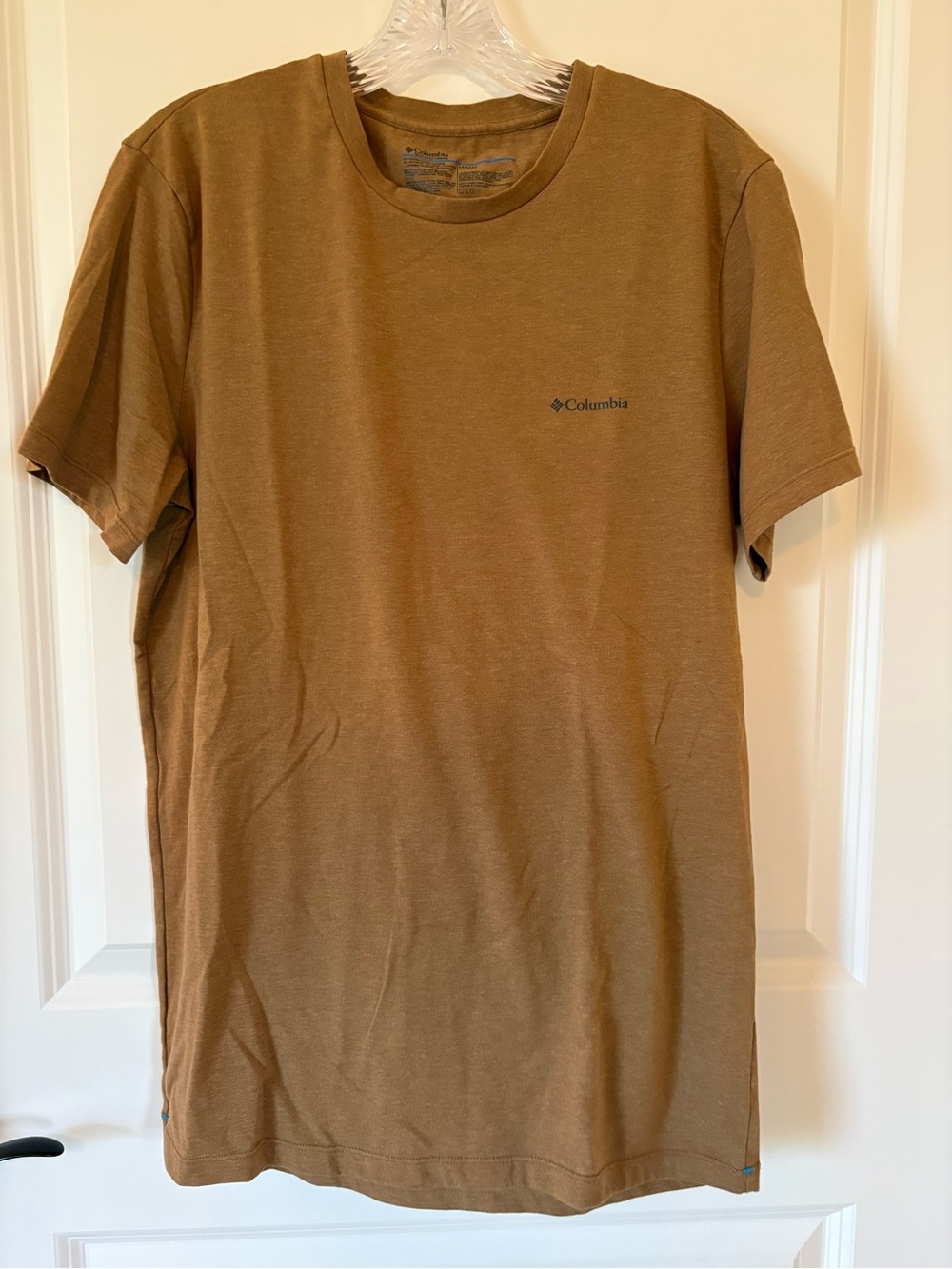 Columbia Short Sleeve Crew Neck T-Shirt — Brown men’s medium